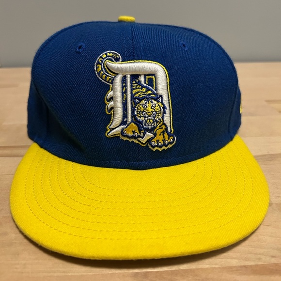 New Era Other - Detroit Tigers New Era Retro Fitted Blue/Yellow Cap Size 7 1/8